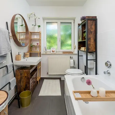 شقة Og1 M 70m2 Grosse 2-zimmer Naehe Salzburg *