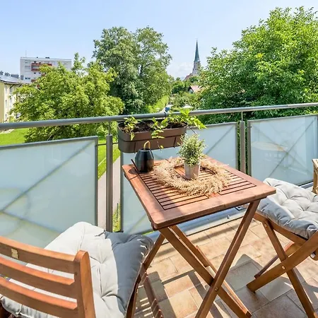 Og1 M 70m2 Grosse 2-zimmer Naehe Salzburg فريلاسنغ