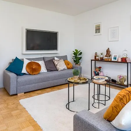 Og1 M 70m2 Grosse 2-zimmer Naehe Salzburg * Freilassing
